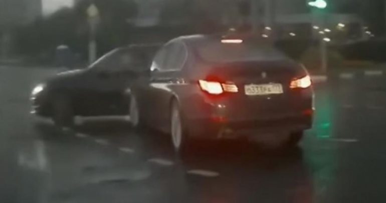 فيديو: هل هناك سيارات شبح في روسيا؟